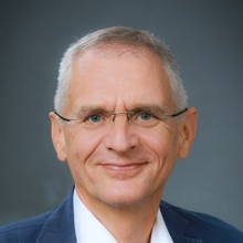 Herr Univ.Prof.Dr. Franz Allerberger