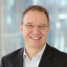 Herr Mag. Hannes Wellacher, MA