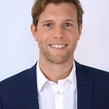 Herr Dr. Johannes Mertl Herr Dr. Johannes Mertl