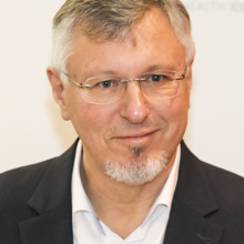 Herr  Hon. Prof. (FH) Dr. Bernhard Rupp, MBA
