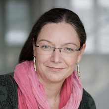 Frau <span>DDr. </span>Karina Hellbert, LL.M. | Polak & Partner GmbH