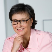 Frau  Univ.-Prof. Dr. Renate Kain