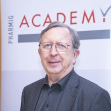 Herr  Univ.-Prof. Dr. Peter Placheta