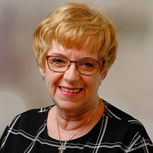 Frau  Angelika Widhalm