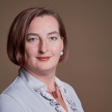 Frau Mag. pharm. Susanne Schramm Frau Mag. pharm. Susanne Schramm