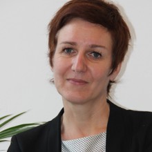 Frau  MMag. Dr. Birgit Schrattbauer