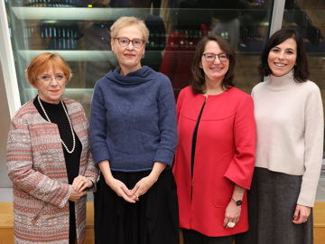 Web251112katharinaschiffl 4668