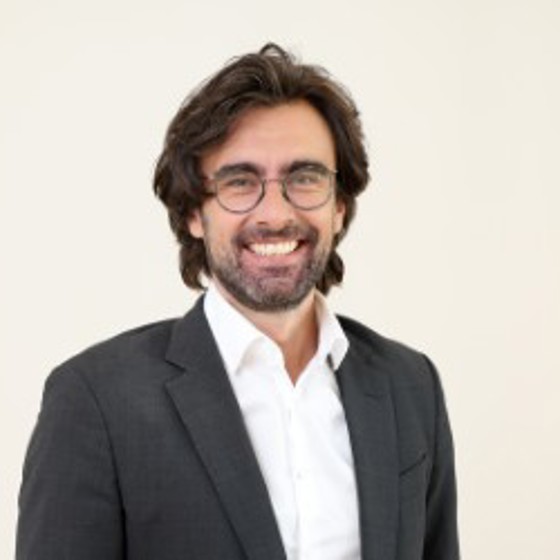 Herr Dr. Rainer Thomas