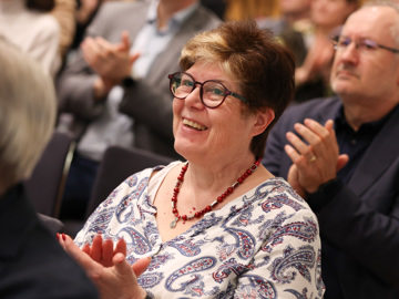 Web251112katharinaschiffl 4327