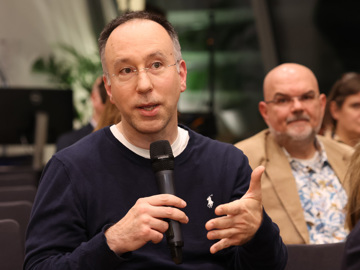 Web251112katharinaschiffl 4493