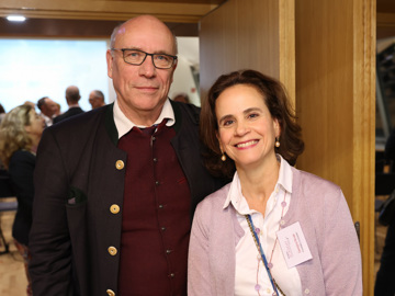 Web251112katharinaschiffl 4707